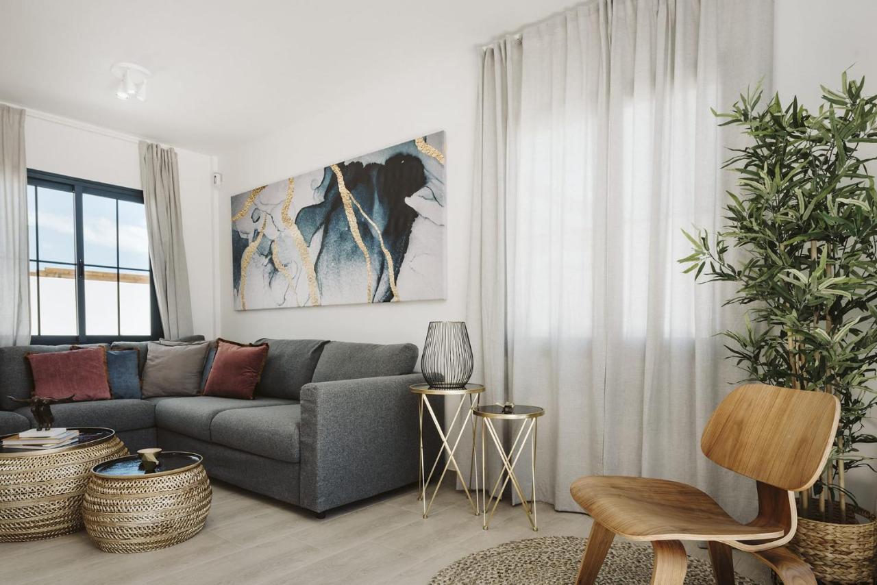 Villa Flamboyan Yaiza  Exteriör bild